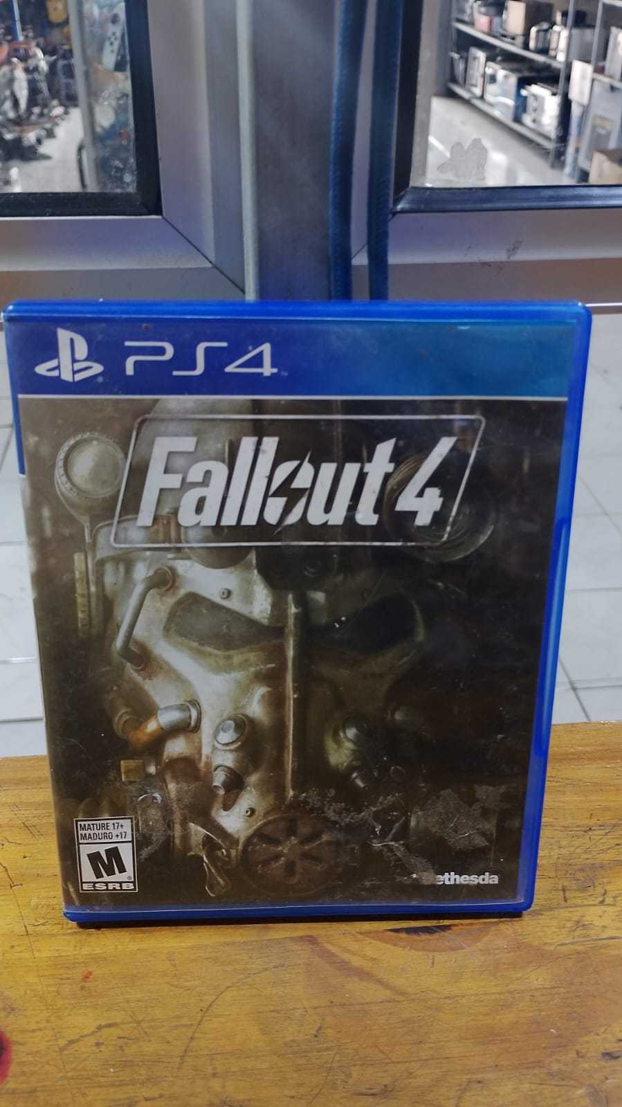 Precio 8 000,00 sony ps4 Fallout 4